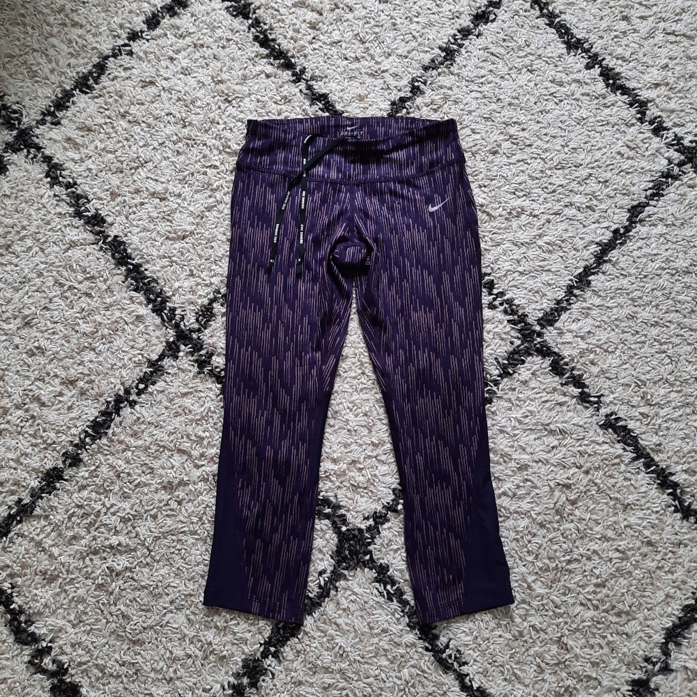 Nike Dry-Fit cropped purple running leggings